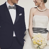 「WATABE WEDDING produced by BEAMS」がミニチュアサイズのドレスとタキシードを発売